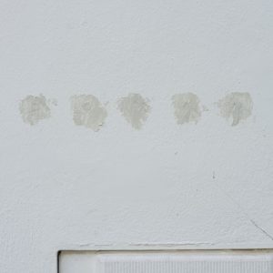 dtec-bois réalise le traitement des remontées d'humidité dans une maison à Arcangues au Pays basque