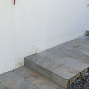 dtec-bois réalise le traitement des remontées d'humidité dans une maison à Arcangues au Pays basque